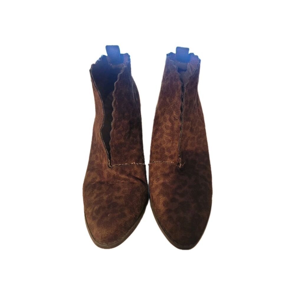 Brand name brown booties, Size 8.5M, UE